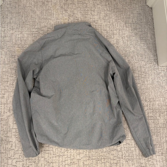 Travis Mathew Windbreaker - Picture 2 of 5